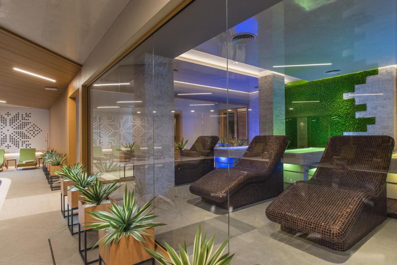 Wine & Spa Hotel Chukara 特里亚夫纳 外观 照片