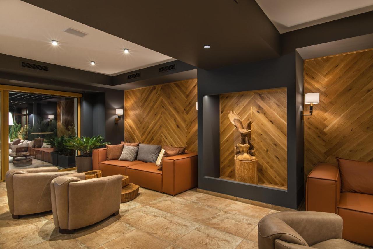 Wine & Spa Hotel Chukara 特里亚夫纳 外观 照片