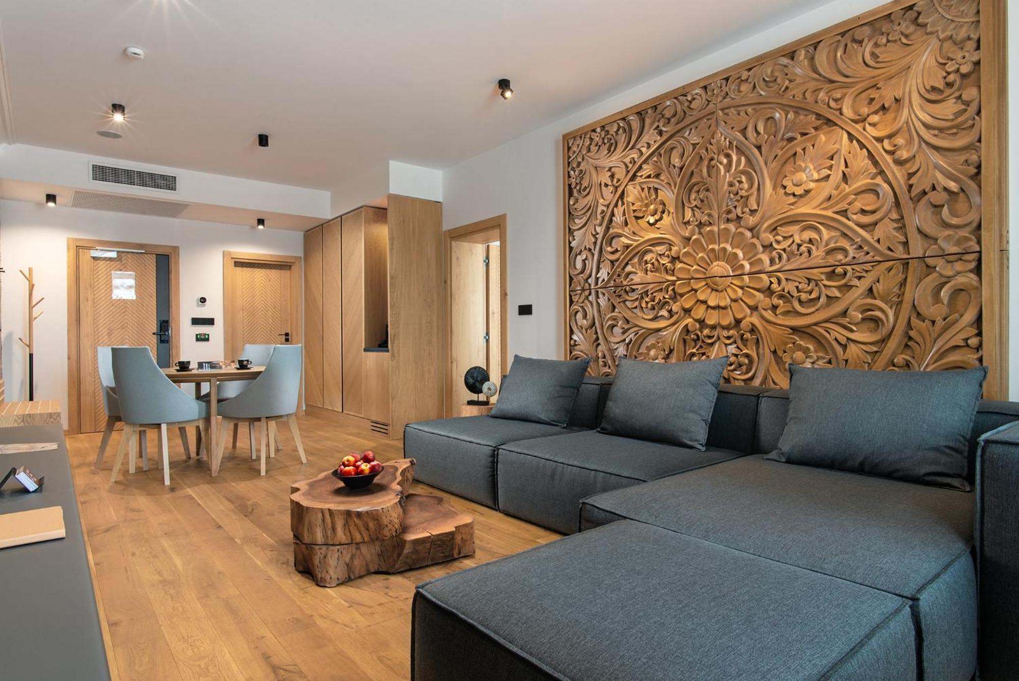 Wine & Spa Hotel Chukara 特里亚夫纳 外观 照片